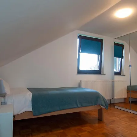 House Zarja - With Sauna And Hot Tub Vakantiehuis