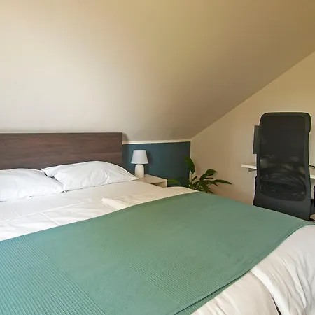 House Zarja - With Sauna And Hot Tub Holiday home *