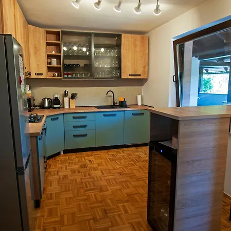 Дом отдыха House Zarja - With Sauna And Hot Tub