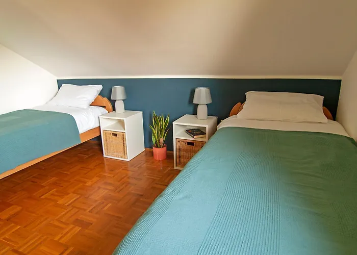 House Zarja - With Sauna And Hot Tub Počitniška hiša Bizeljsko